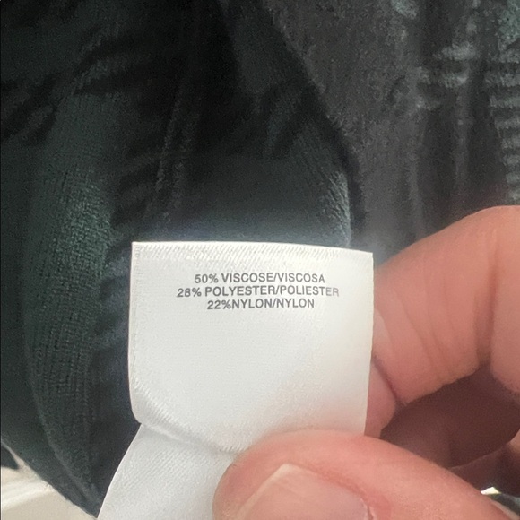 Anne Klein Black and Green Checkered Cardigan Sweater - Picture 7 of 8